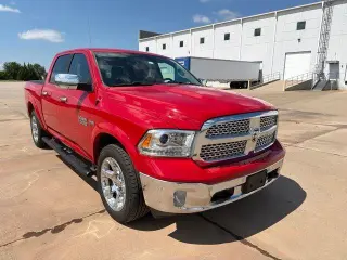 Ram 1500 2016 4x4 Laramie 4dr Crew Cab 5.5 ft. SB Pickup