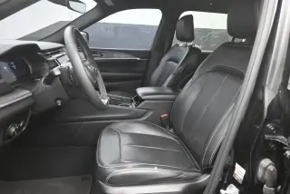Jeep Grand Cherokee L 2023 4x2 Overland 4dr SUV