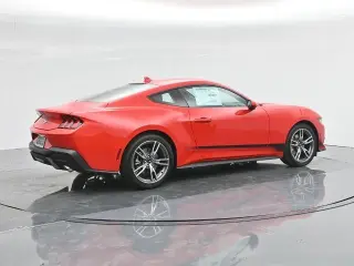 Ford Mustang 2024 EcoBoost 2dr Fastback