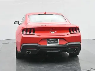 Ford Mustang 2024 EcoBoost 2dr Fastback