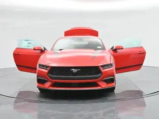 Ford Mustang 2024 EcoBoost 2dr Fastback