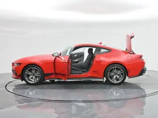 Ford Mustang 2024 EcoBoost 2dr Fastback