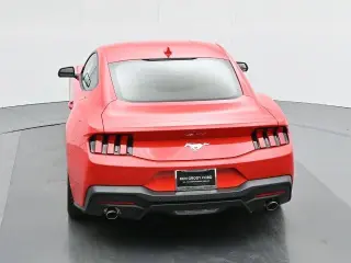 Ford Mustang 2024 EcoBoost 2dr Fastback