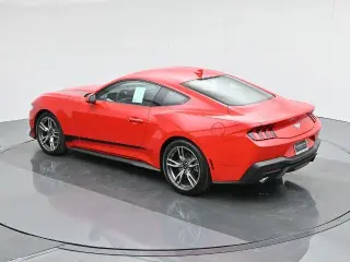 Ford Mustang 2024 EcoBoost 2dr Fastback