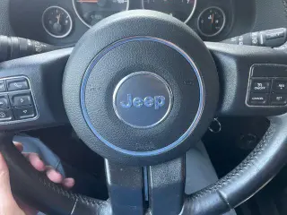 Jeep Wrangler Unlimited 2017 4x4 Sahara 4dr SUV