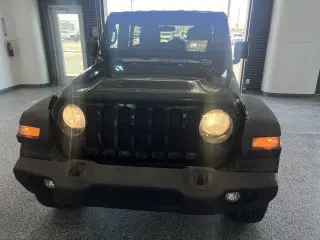 Jeep Wrangler Unlimited 2020 4x4 Willys Sport 4dr SUV