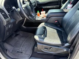 Ford Expedition 2019 4x2 XLT 4dr SUV