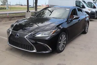 Lexus ES 300h 2019 Luxury 4dr Sedan