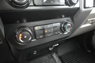 Ford F-250 Super Duty 2019 4x2 XL 2dr Regular Cab 8 ft. LB Pickup