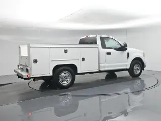 Ford F-250 Super Duty 2019 4x2 XL 2dr Regular Cab 8 ft. LB Pickup