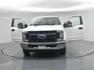 Ford F-250 Super Duty 2019 4x2 XL 2dr Regular Cab 8 ft. LB Pickup