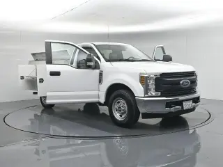 Ford F-250 Super Duty 2019 4x2 XL 2dr Regular Cab 8 ft. LB Pickup
