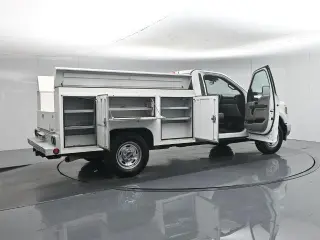 Ford F-250 Super Duty 2019 4x2 XL 2dr Regular Cab 8 ft. LB Pickup