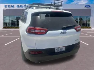 Jeep Cherokee 2017 Latitude 4dr SUV