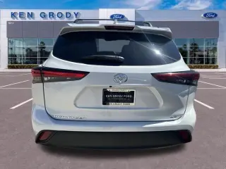 Toyota Highlander 2023 LE 4dr SUV