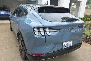 Ford Mustang Mach-E 2023 AWD Premium 4dr SUV