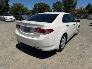 Acura TSX 2010 4dr Sedan 5A w/Technology Package