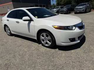 Acura TSX 2010 4dr Sedan 5A w/Technology Package