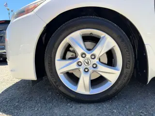 Acura TSX 2010 4dr Sedan 5A w/Technology Package