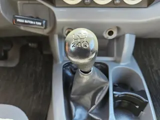 Toyota Tacoma 2006 2dr Regular Cab 4WD SB