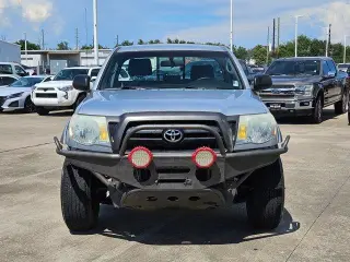 Toyota Tacoma 2006 2dr Regular Cab 4WD SB