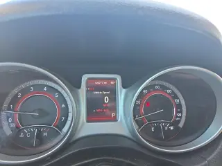 Dodge Journey 2012 SXT 4dr SUV