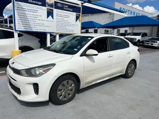 Kia Rio 2018 LX 4dr Sedan 6M