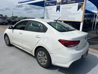 Kia Rio 2018 LX 4dr Sedan 6M