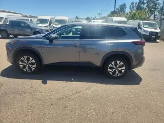 Nissan Rogue 2021 AWD SV 4dr Crossover