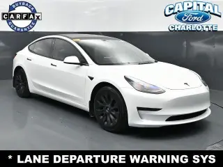 Tesla Model 3 2023 4dr Sedan
