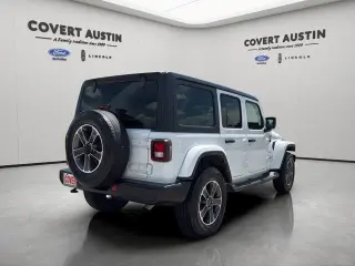 Jeep Wrangler 2023 4x4 Sahara 4dr SUV