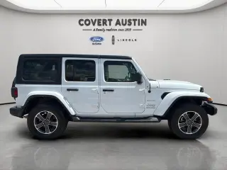 Jeep Wrangler 2023 4x4 Sahara 4dr SUV