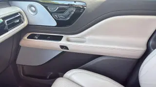 Lincoln Aviator 2020 AWD Grand Touring 4dr SUV