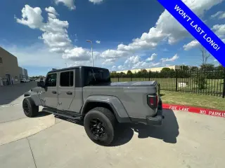 Jeep Gladiator 2021 4x4 Sport 4dr Crew Cab 5.0 ft. SB