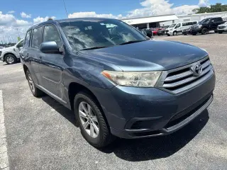 Toyota Highlander 2011 SE 4dr SUV (2.7L I4)