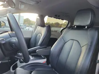 Chrysler Pacifica 2024 Touring L 4dr Mini-Van