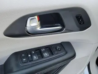 Chrysler Pacifica 2024 Touring L 4dr Mini-Van