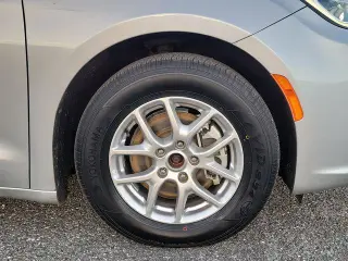 Chrysler Pacifica 2024 Touring L 4dr Mini-Van