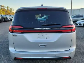 Chrysler Pacifica 2024 Touring L 4dr Mini-Van