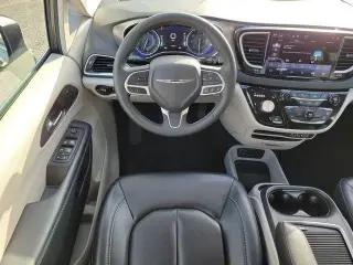 Chrysler Pacifica 2023 Touring L 4dr Mini-Van