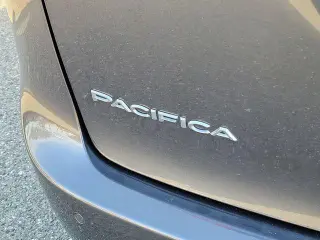 Chrysler Pacifica 2023 Touring L 4dr Mini-Van