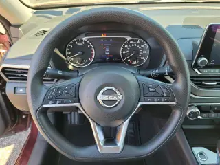Nissan Altima 2024 2.5 SV 4dr Sedan