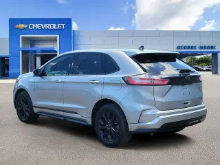 Ford Edge 2023 AWD SE 4dr Crossover