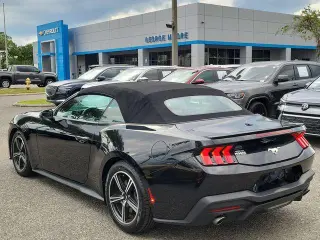 Ford Mustang 2024 EcoBoost 2dr Convertible
