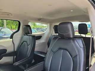 Chrysler Pacifica 2023 Touring L 4dr Mini-Van