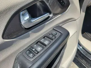 Chrysler Pacifica 2023 Touring L 4dr Mini-Van
