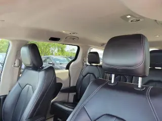 Chrysler Pacifica 2023 Touring L 4dr Mini-Van