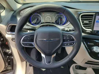 Chrysler Pacifica 2023 Touring L 4dr Mini-Van