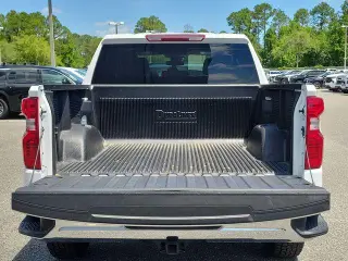 Chevrolet Silverado 1500 2025 4x2 LT 4dr Crew Cab 5.8 ft. SB