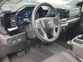 Chevrolet Silverado 1500 2023 4x4 LT 4dr Crew Cab 5.8 ft. SB w/1LT